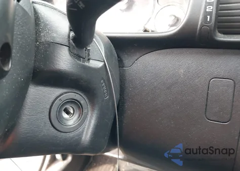 2002 Honda Cr-V Lx z USA, uszkodzony, nr VIN JHLRD68592C015597